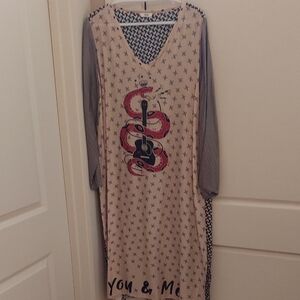 Long Sleeve Star Print Dress
